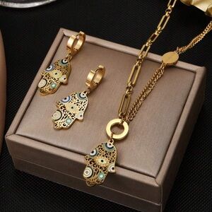 ✨ Gold Hamsa Hand Jewelry Set – A Symbol of Protection & Good Fortune ✨